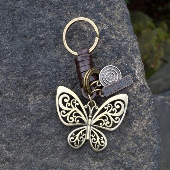 Butterfly Keychain - Picture 2 of 6